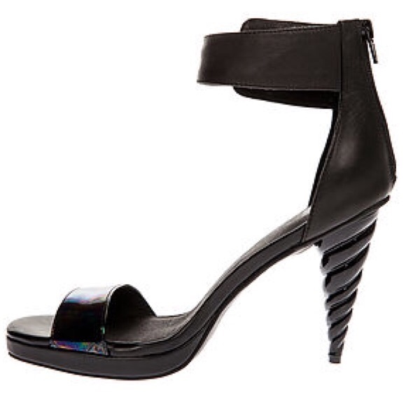 Black Pegasus Jeffrey Heel - Picture 8 of 10